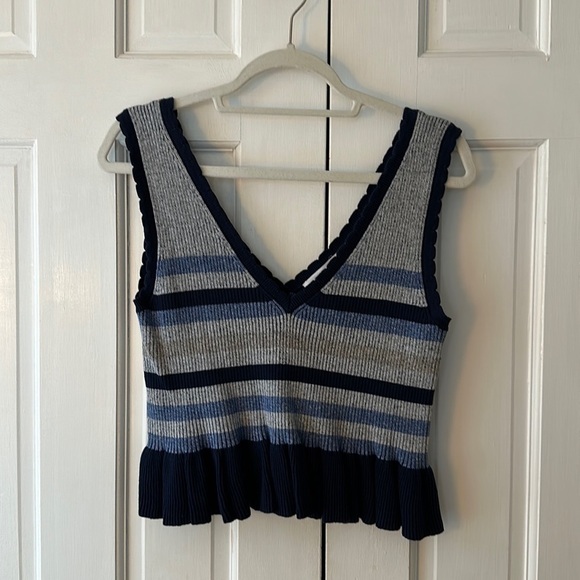 BCBGeneration Sweater Ruffle Peplum Tank | Medium - Picture 1 of 4